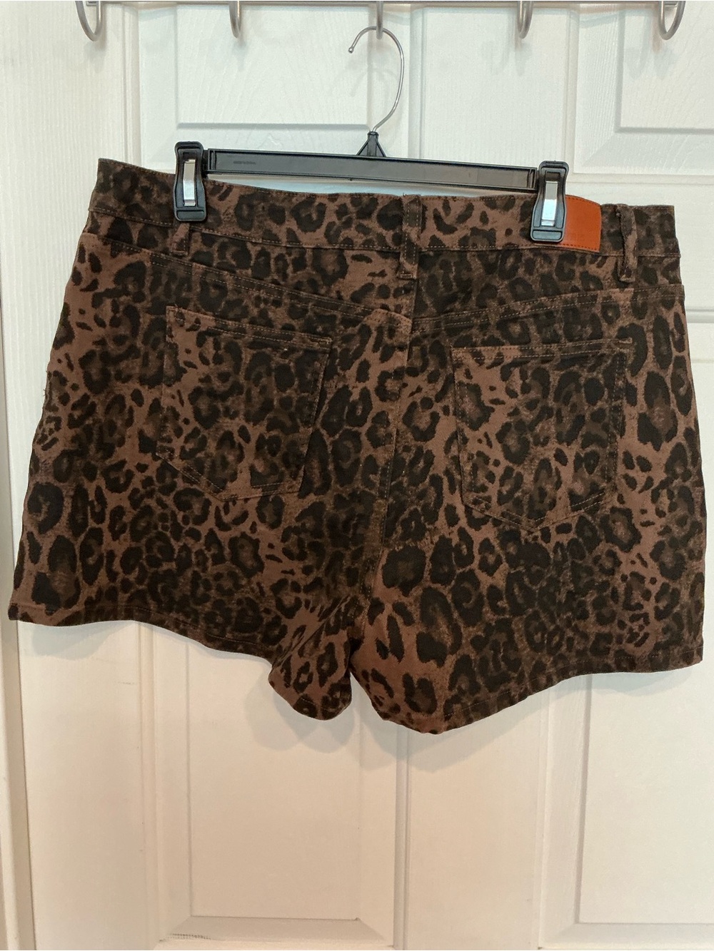Leopard Print Brown Jean Shorts - Luvami - Picture 2 of 2